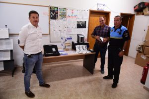 La Policía Local de Tuineje estrena nuevo equipamiento para mejorar la seguridad en las vías públicas del municipio