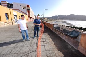 Esta semana finalizan las obras de rehabilitación del muro en la Avenida Paco Hierro de Gran Tarajal