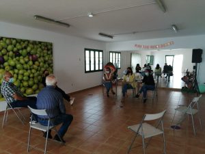 El Ayuntamiento da a conocer a los colectivos las obras que se realizarán en el centro cultural de Tiscamanita